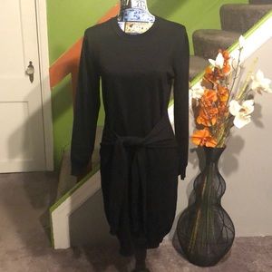 Romeo +Juliet couture tie sweater dress.